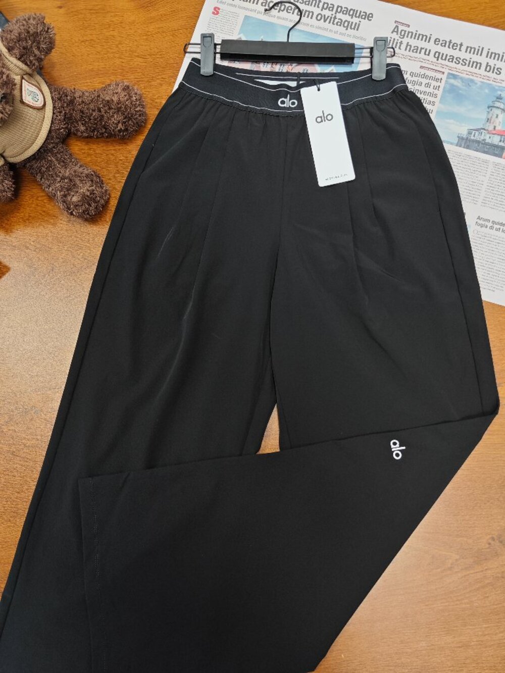 NWT😘ALO Yoga Suit Up Trouser Black for Work/Commuting/Holidays 🌺 - Picture 2 of 9